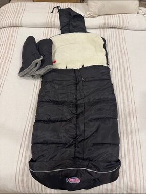 Black Cozy Infant Footmuff with Mittens